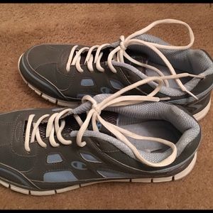 Champion women sneakers good condition